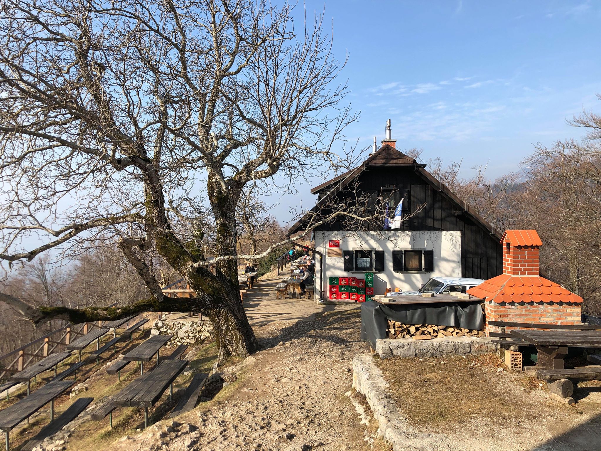 Planinska koča na sv. Jakobu